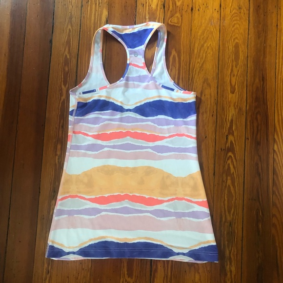 Lululemon pattern tank top - Picture 2 of 3